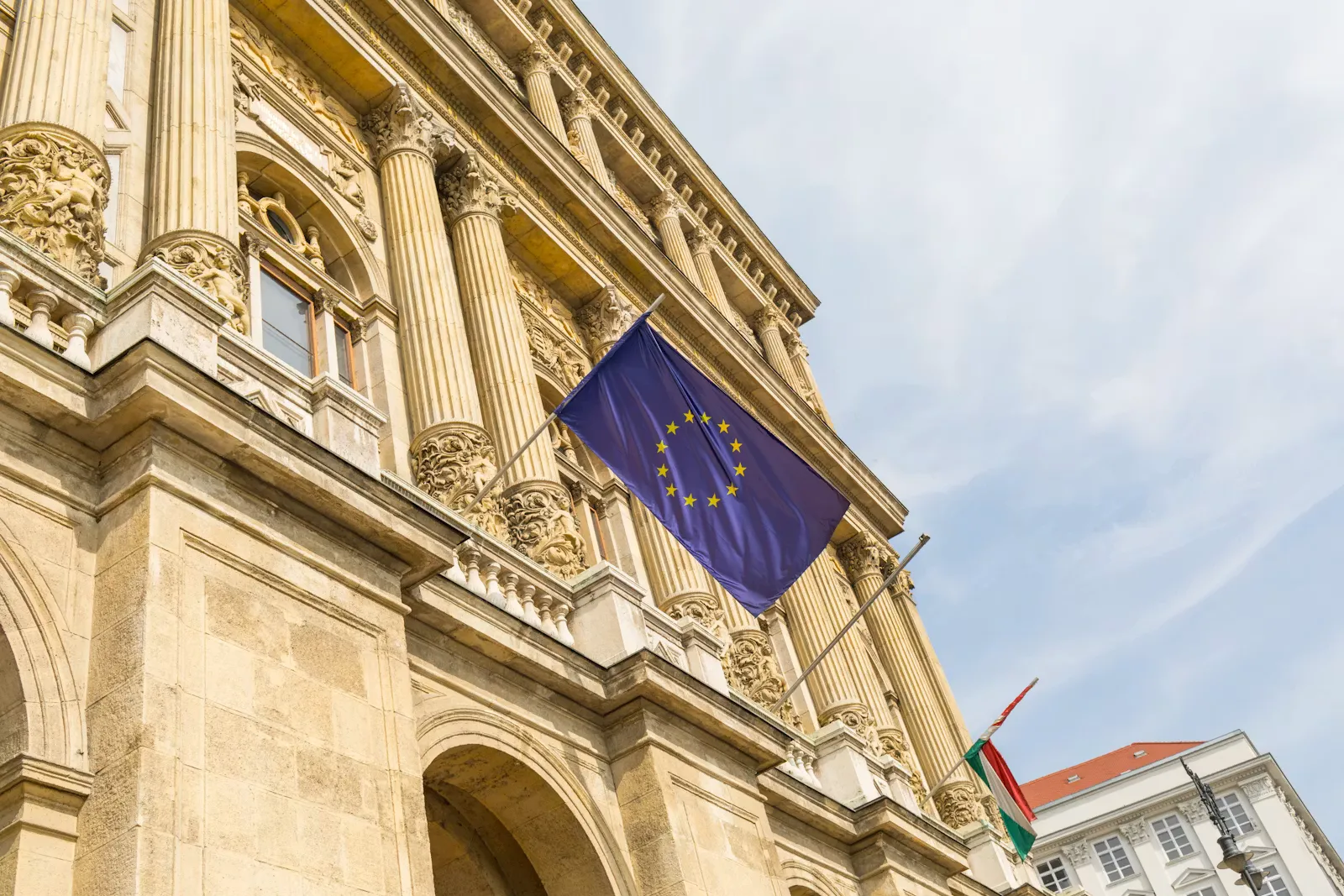 Erasmus Auslandspraktikum 2026: Voraussetzungen & Förderung