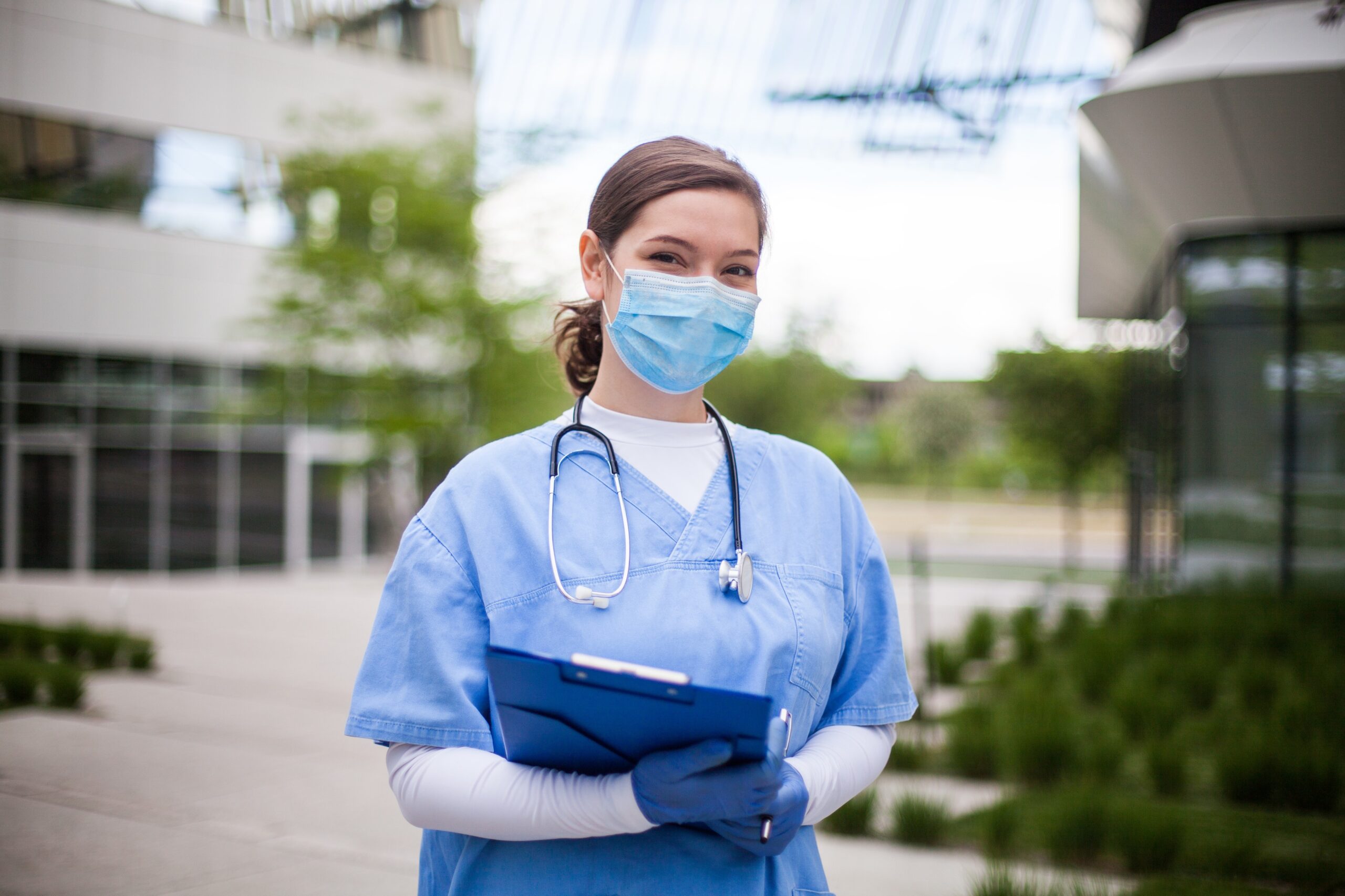 UK Doctor Salary Per Month: 2026 NHS Pay Scale Guide