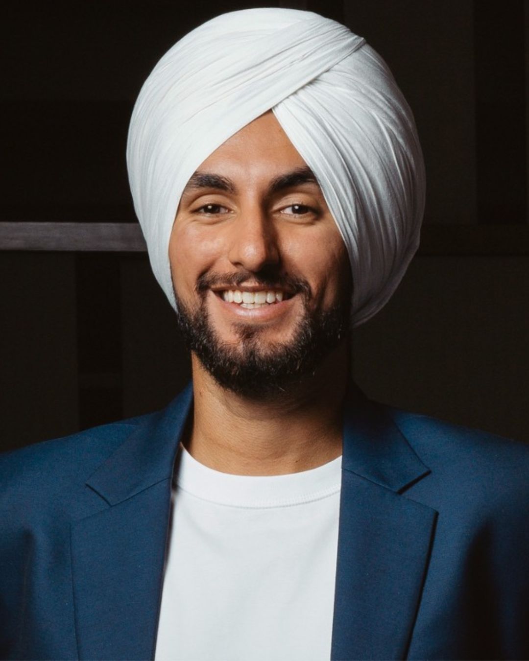 MUDr. Amandeep Grewal — author photo
